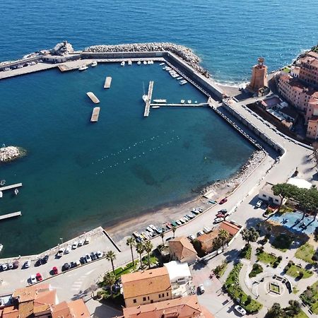 Graziosa Suite Vista Mare Free Parking ريو مارينا المظهر الخارجي الصورة